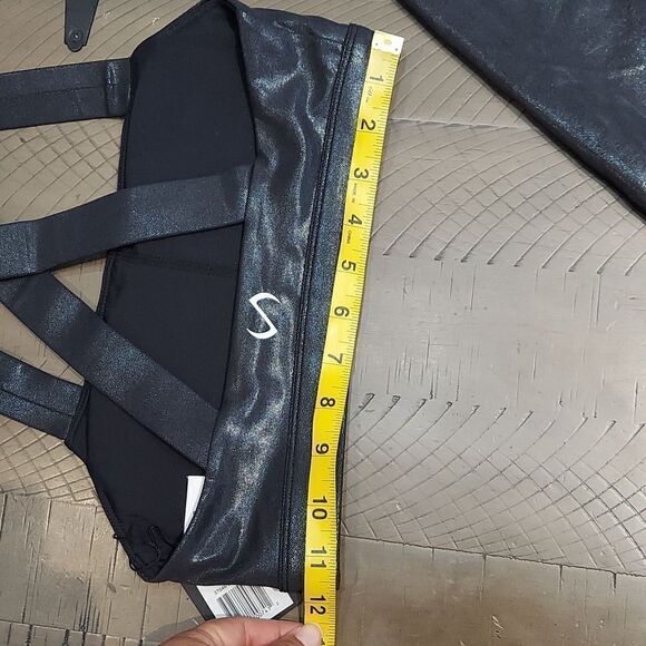 TLF Diamond Black Chrome Sports Bra and Leggings - Picture 13 of 15
